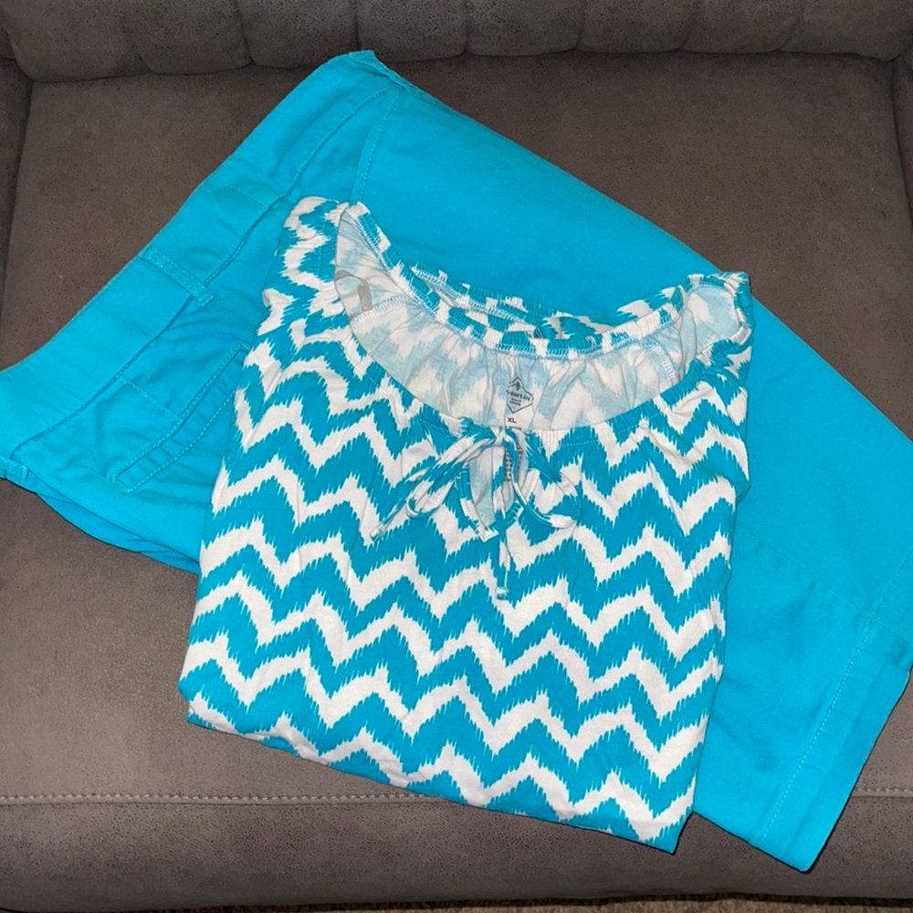 Bermuda shorts with matching top
